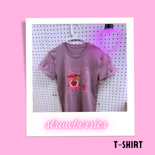 Short sleeve T-shirt - strawberries